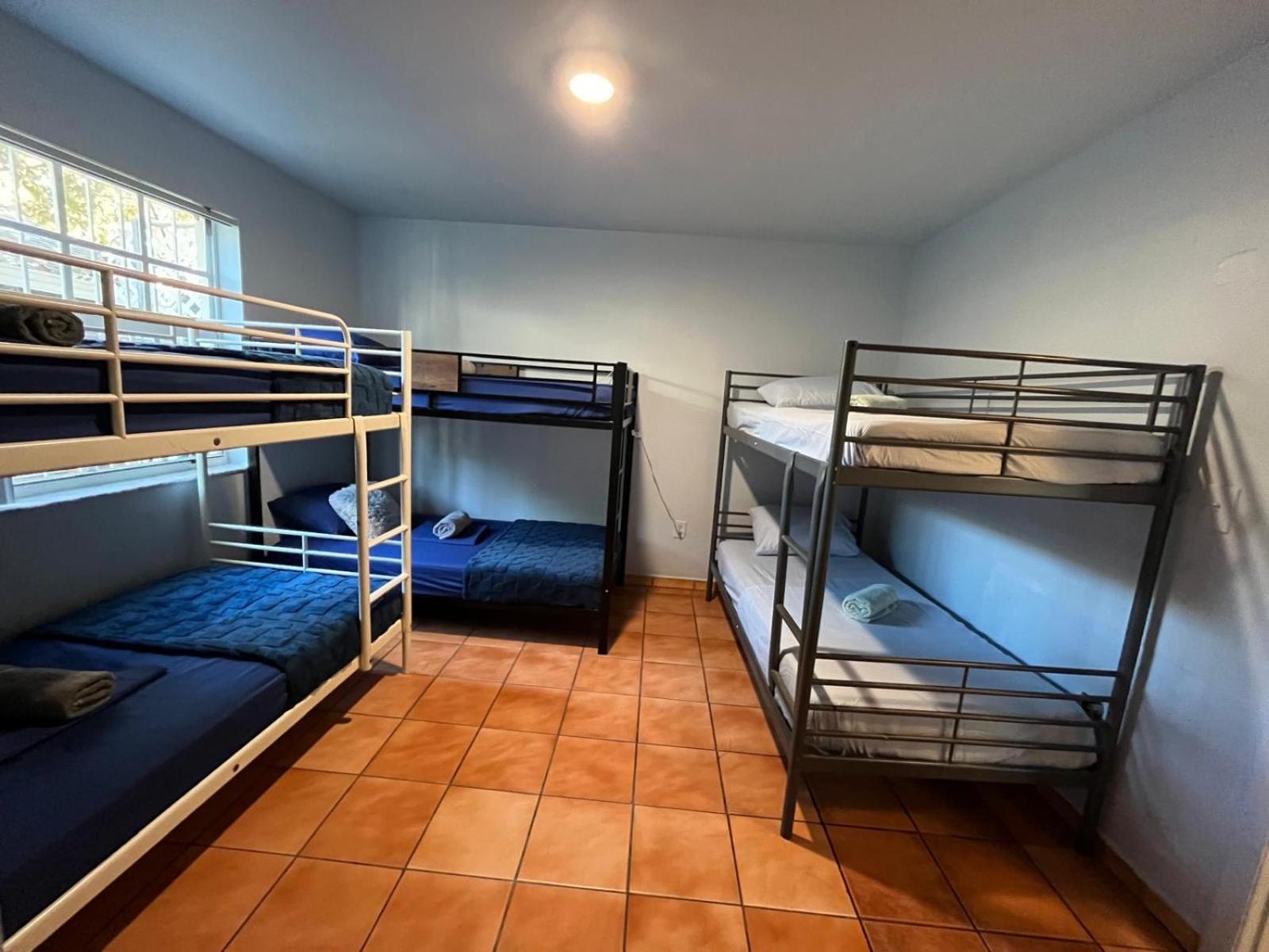 Beds & Sheets Little Havana マイアミ エクステリア 写真