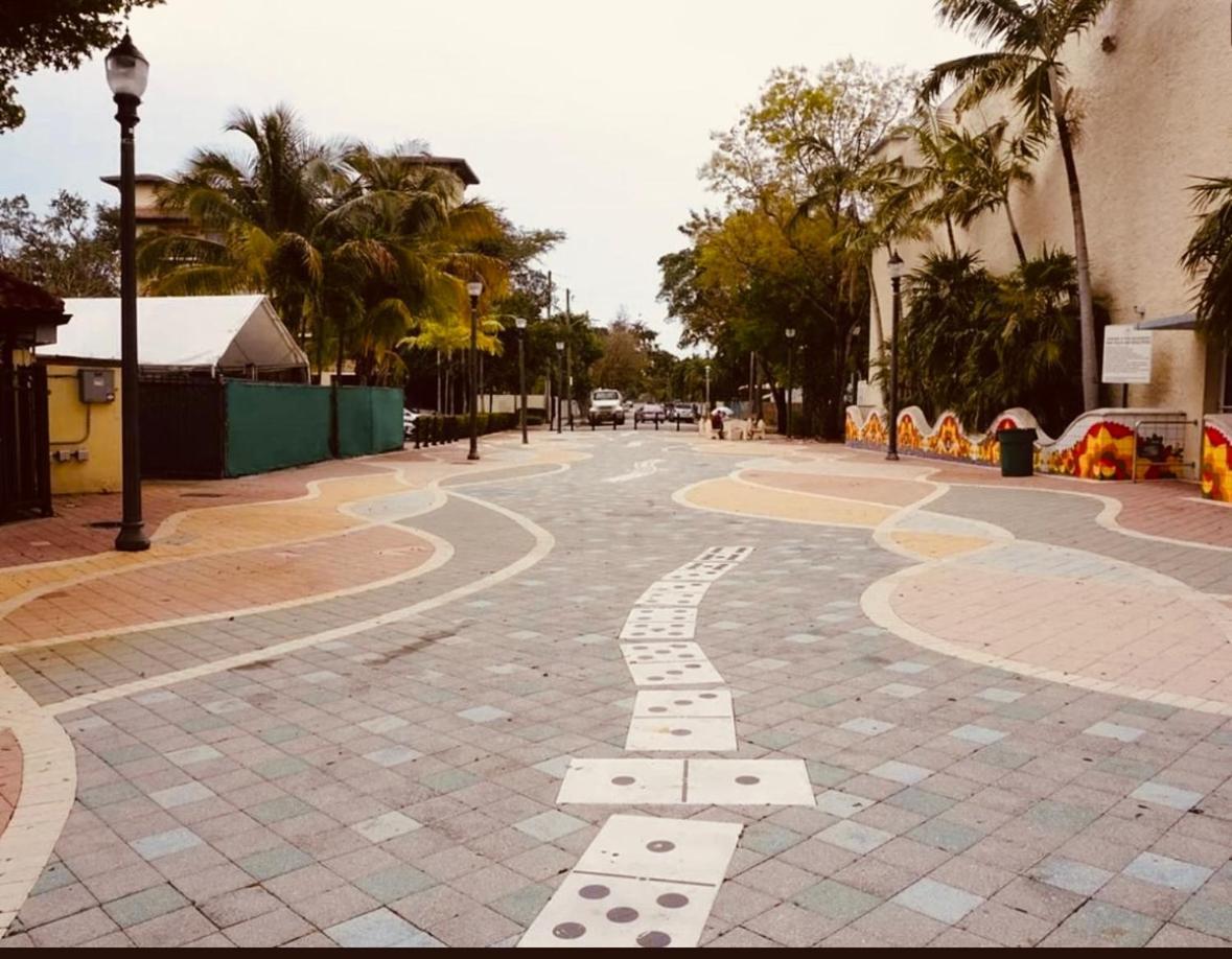 Beds & Sheets Little Havana マイアミ エクステリア 写真